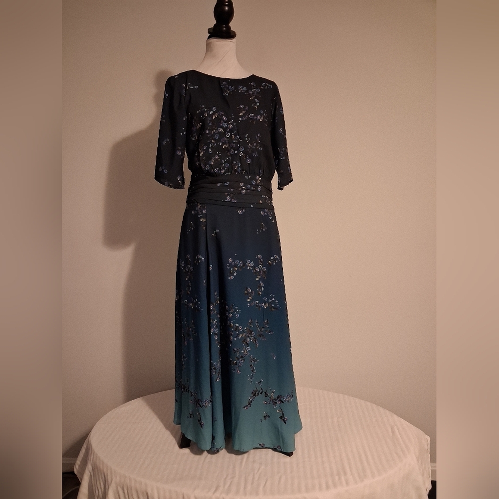 Elegant Floral Blue Ombre Dress